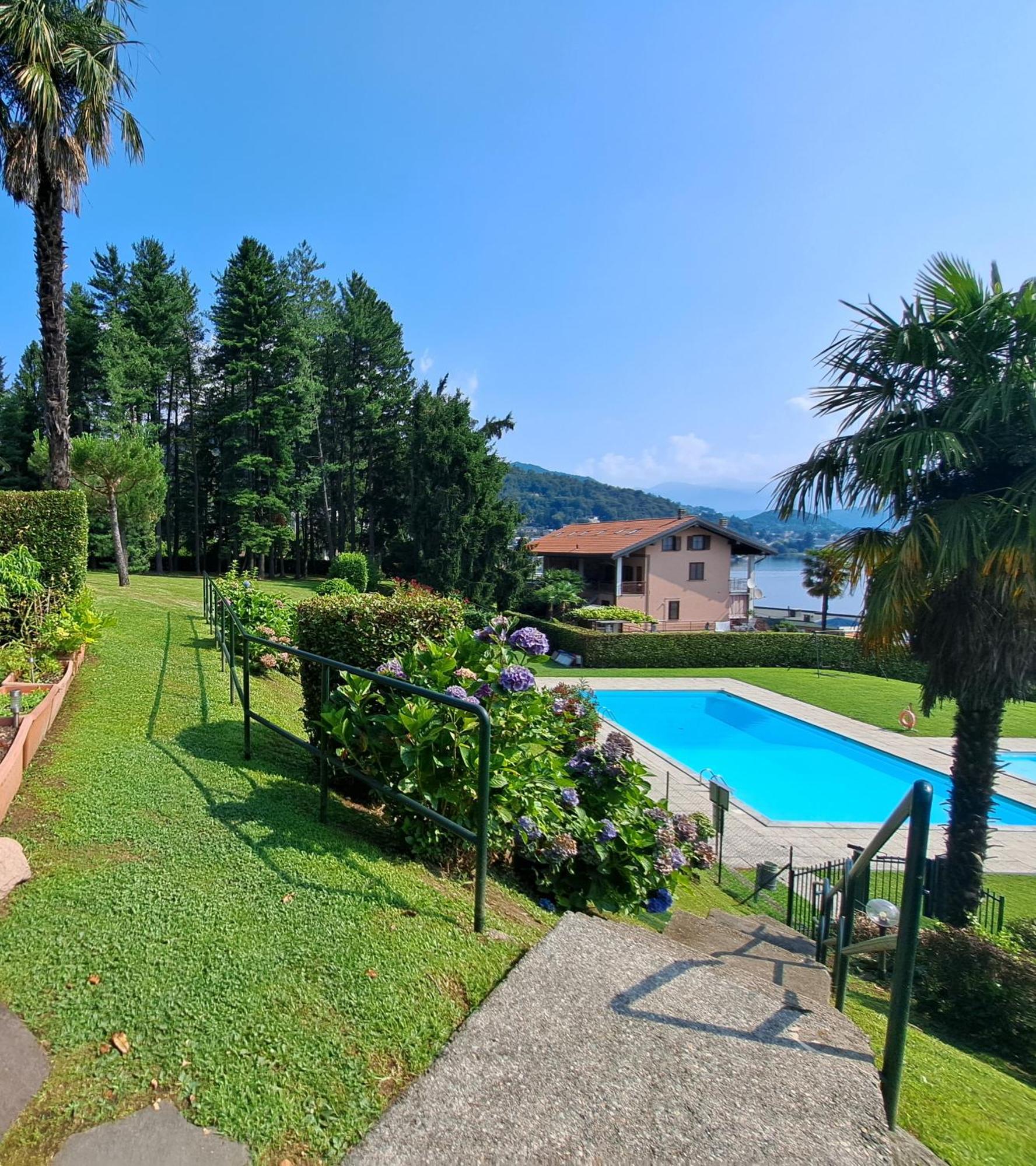 Villa Ina Lavena Ponte Tresa Esterno foto