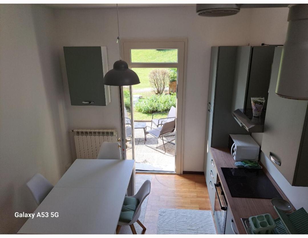 Villa Ina Lavena Ponte Tresa Esterno foto